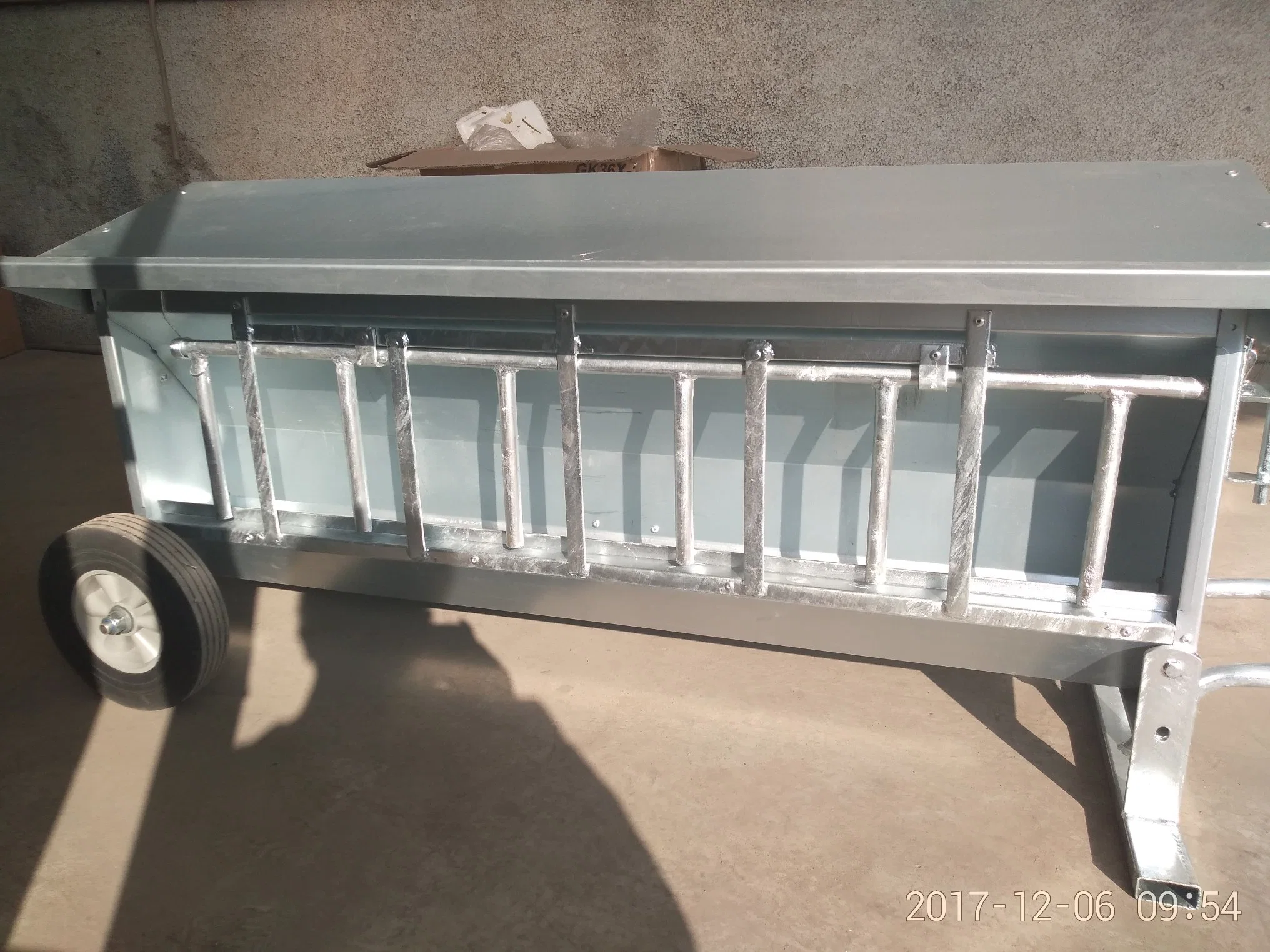 Heavy Duty Galvanzied Customized Sheep Feeder Trough