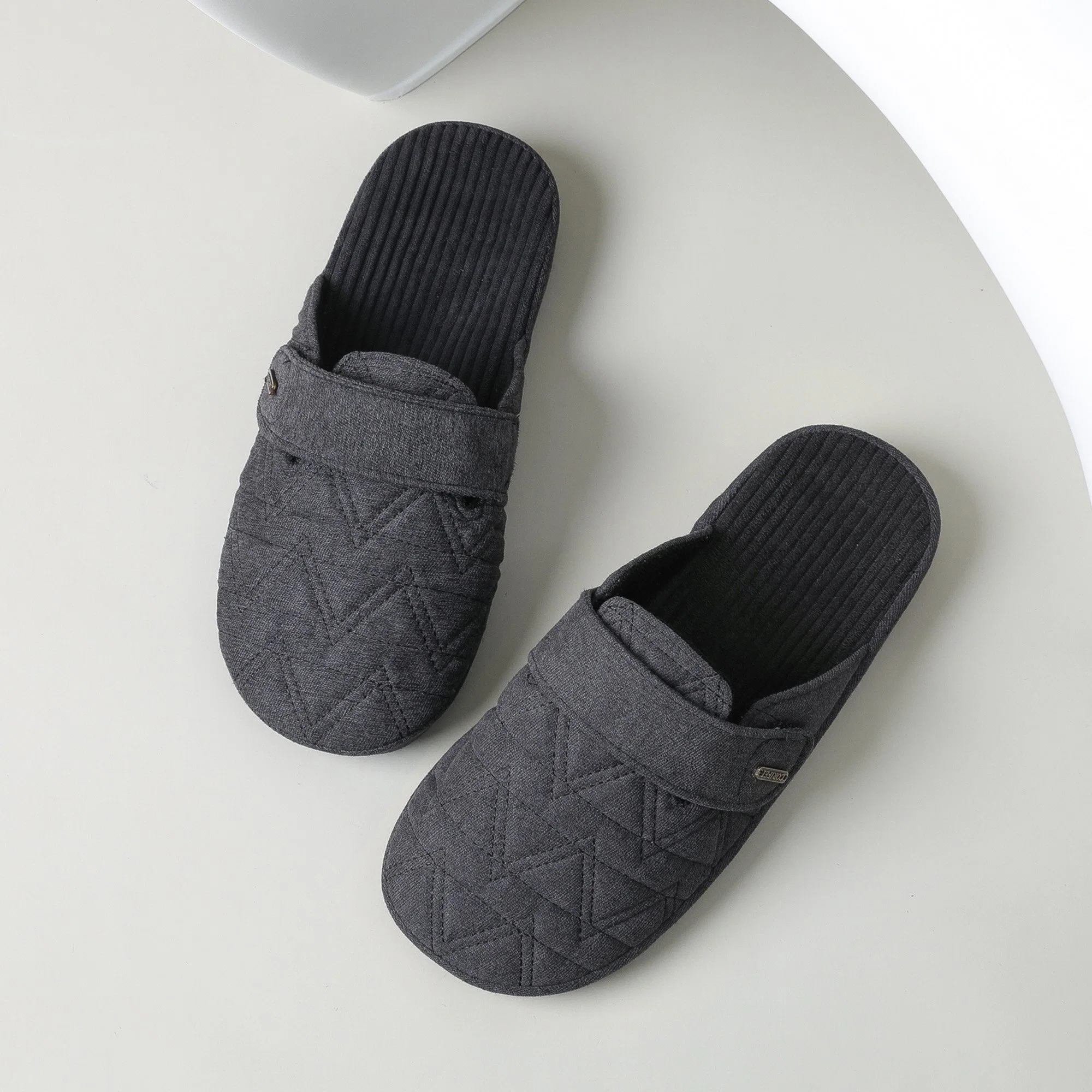 Corifei Herren Startseite Hausschuhe Geometrische Indoor Slip auf Rutschen Gummi Sole Winter