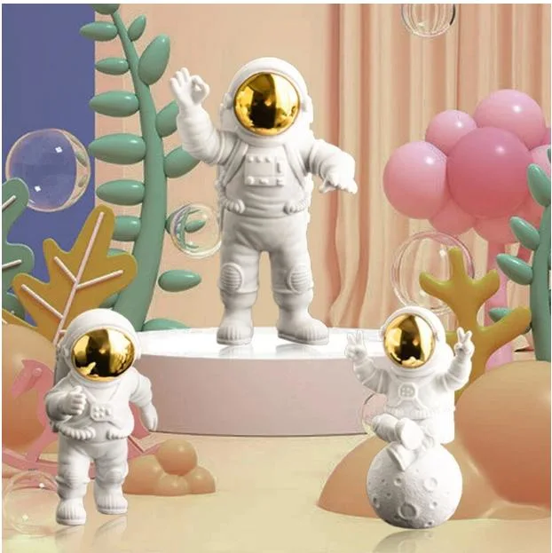 3PC Astronaut Decor Action Figures and Moon Home Decor Resin Desktop Decoration