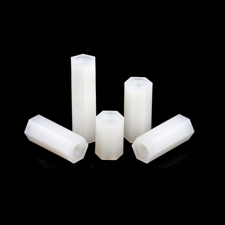 Blanco / Negro Color M2 M2,5 M3 M4 M5 plástico Tuercas de acoplamiento hexagonal largas de tuerca separadora de nylon hexagonal de PCB
