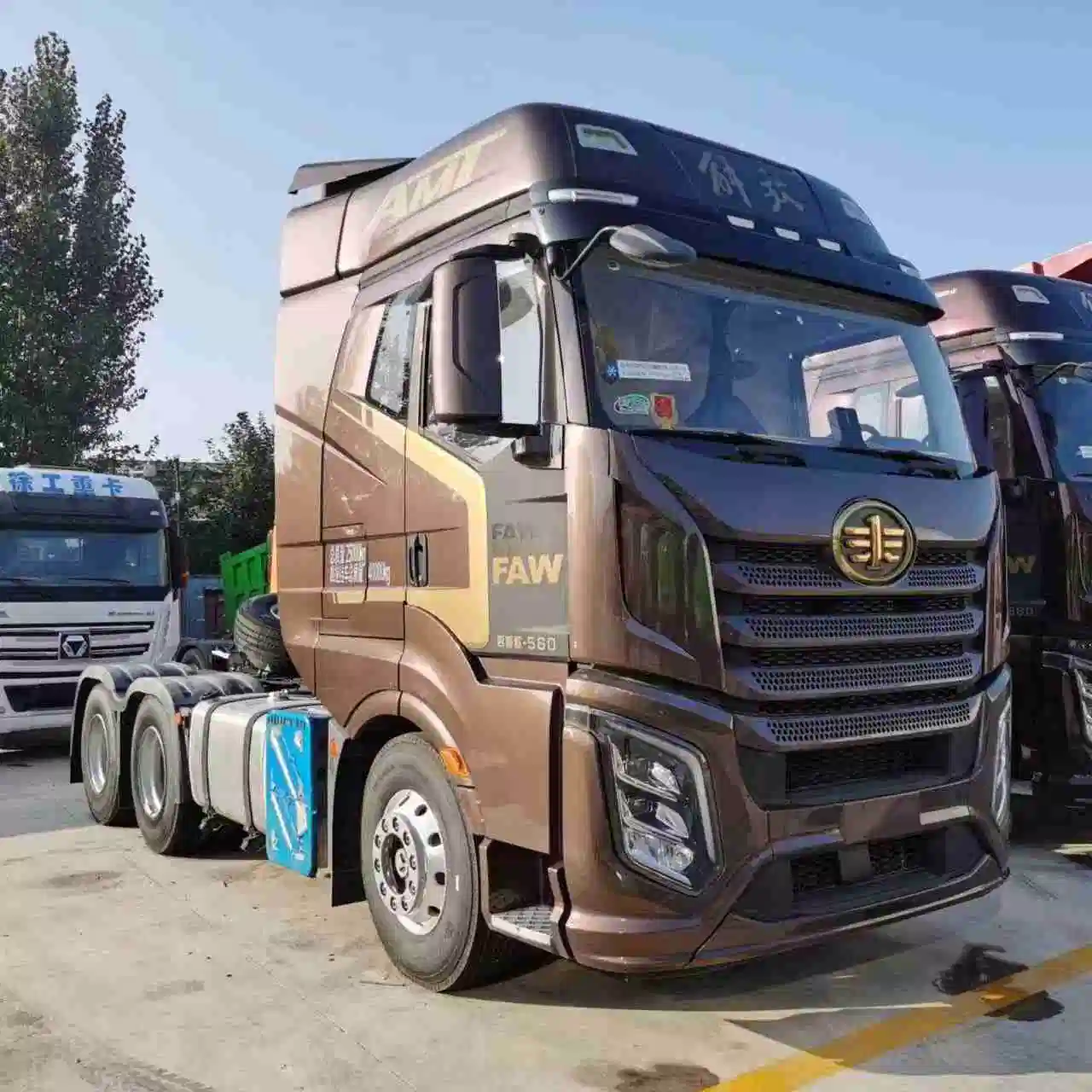 China cabina de bajo precio con aire acondicionado usado FAW 6X4 Cabezal de tractor 480hp Euro5 10 camión a la venta