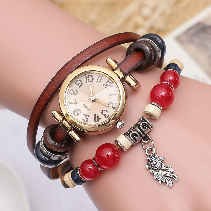 Leder Retro Perlen Uhr mit Fisch Anhänger Armband Uhren Schmuck Mode Armband Analoge Quarz Uhren Weihnachtsgeschenke Esg13637