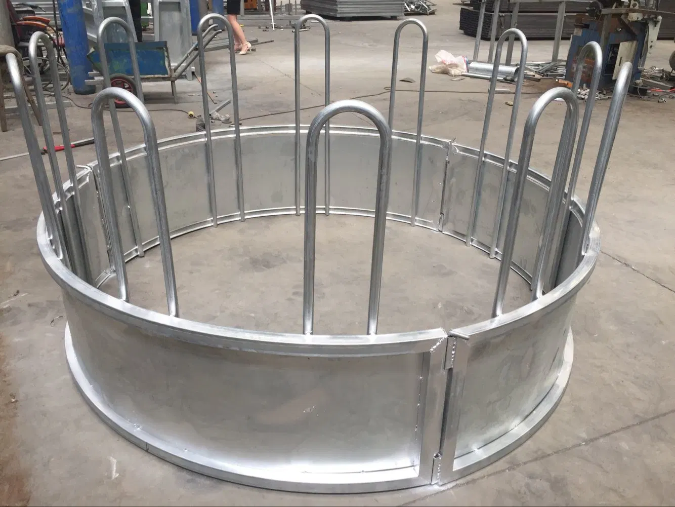 Easy Install DIP Galvanized Horse/Cattle Farm/House Equipment Poultry Machine Feeder