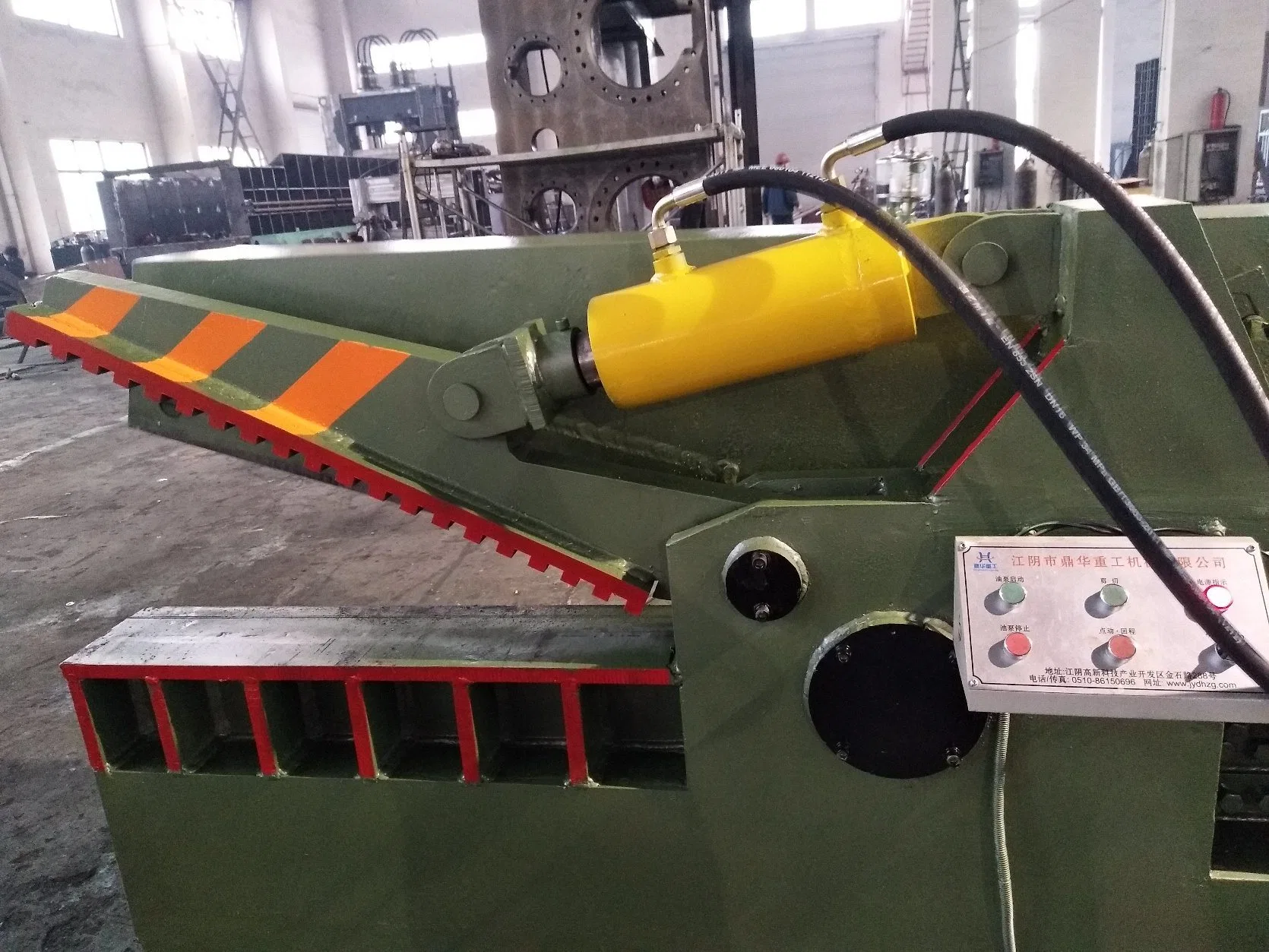 Hydraulic Alligator Metal Shear for Cutting Waste Steel/Aluminum/Iron/Copper