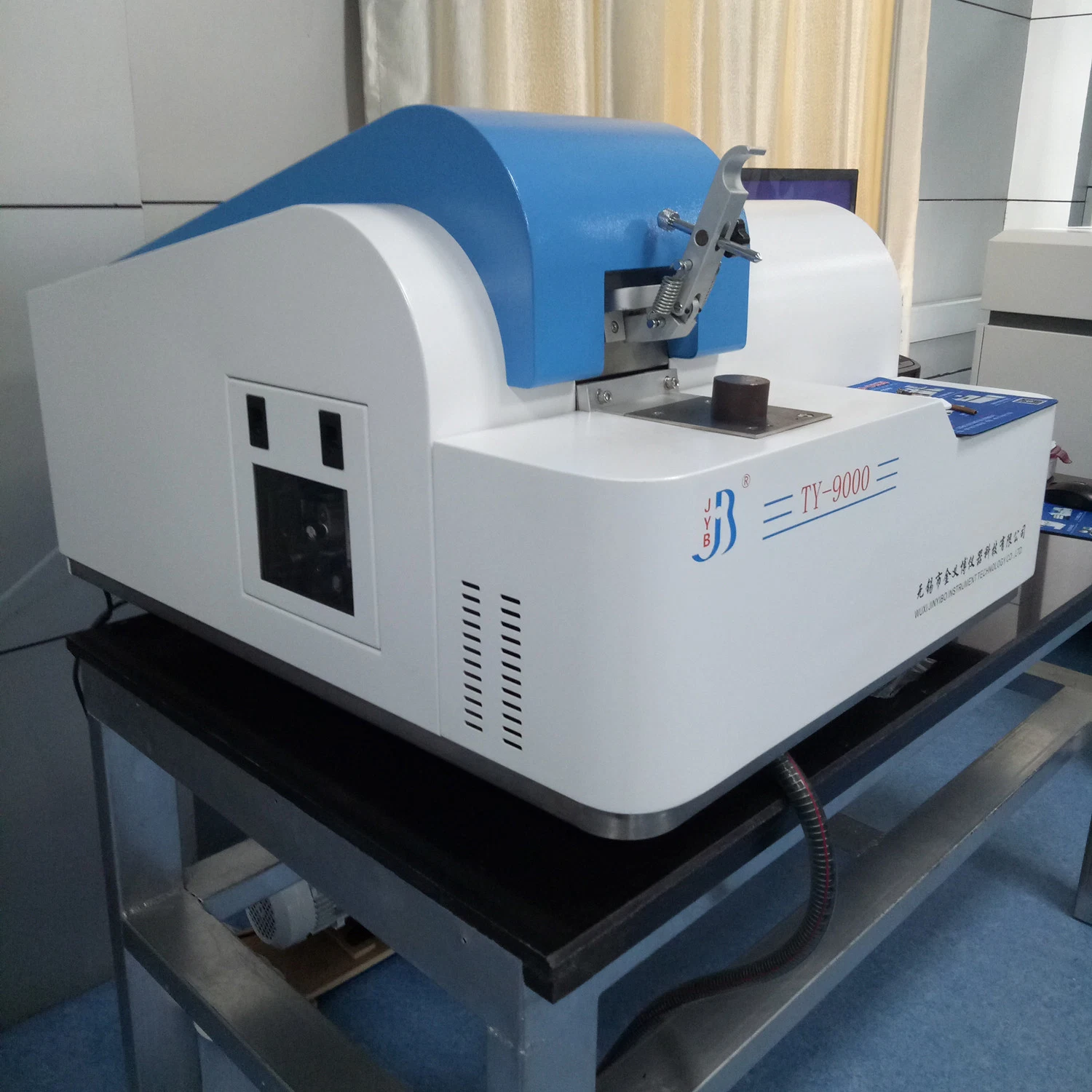 Optical Emission Spectrometer for Alloy Analysis