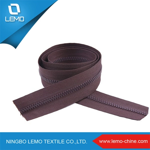 High quality/High cost performance Shine Teeth Resin Zip Derlin Zipper