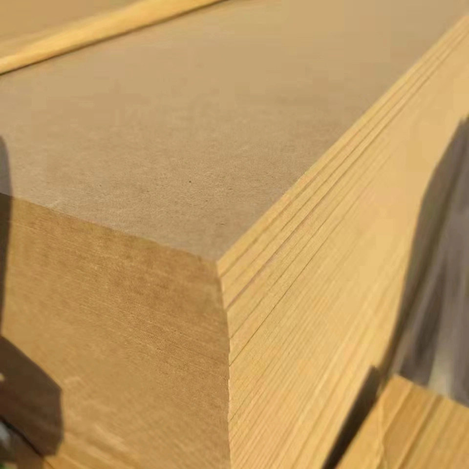 لوحة MDF بطول 4*8 قدم من الميلامين تواجه لوحة MDF Veneer MDF لمدة الأثاث