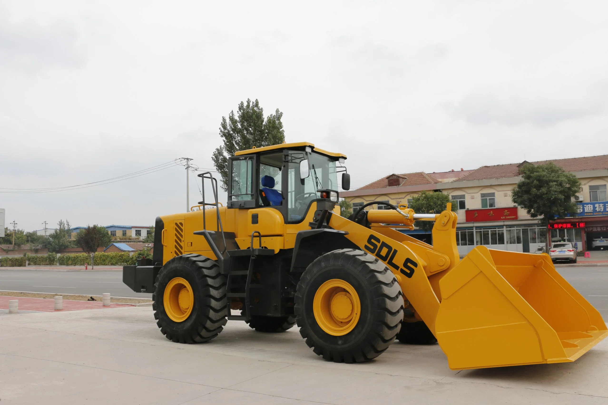 Sem Shantui Lonking Liugong de nouveaux équipements Prix 3 4 5 6 tonne 5t 5tonne 956 Transmission ZF Mountain les chargeurs sur roues de la pelle avec Rock Seau 3cbm capacité de vente