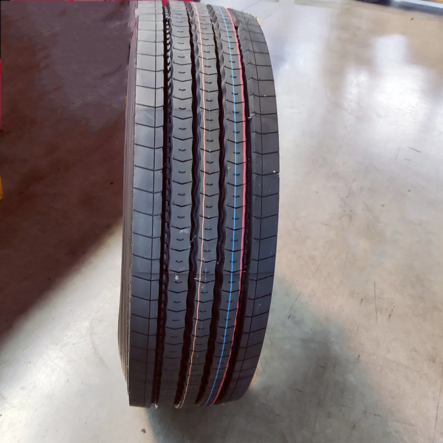 China Wholesale/Supplier Radial Truck Tyre, Bus Tyre, TBR Tyre, Car Tyres, Passenger Car Tyre, OEM Tyre