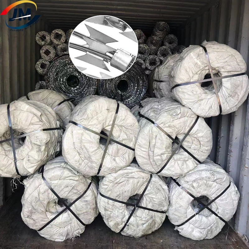 Direct Manufacturer Galvanized PVC Stainless Stee Razor Barbed Wire/Concertina Blade Fencing Security Wire Roll Price for Farm Prison Safety Fence Philippines