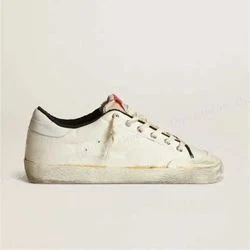 Goldens Sneakers MID Star Limited Edition Uma in Leather and Star Skin Gooses Dirty Shoes