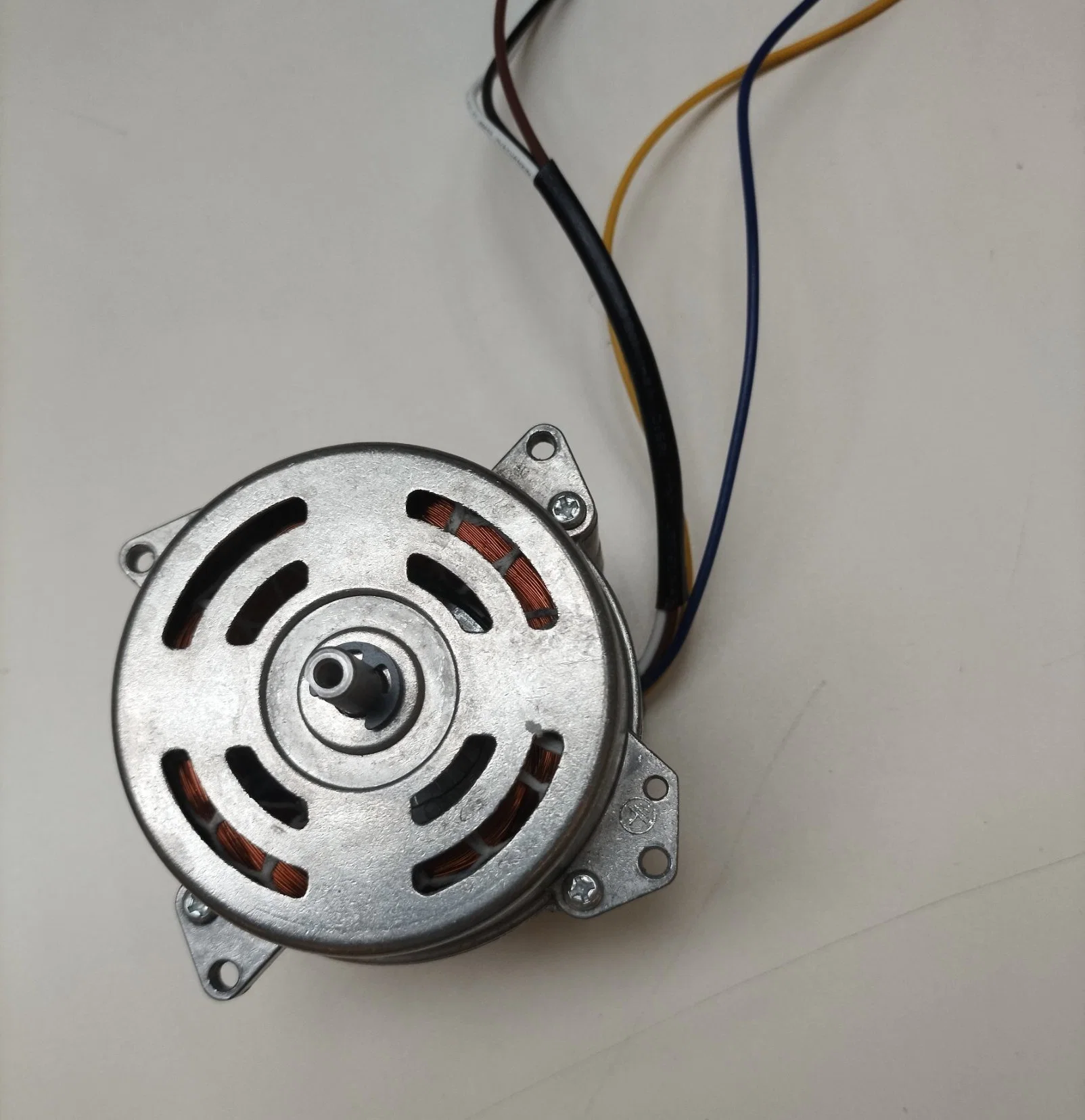 Highway Wholesale/Supplier Good Quality Pure DC Fan Motor Outer Rotor