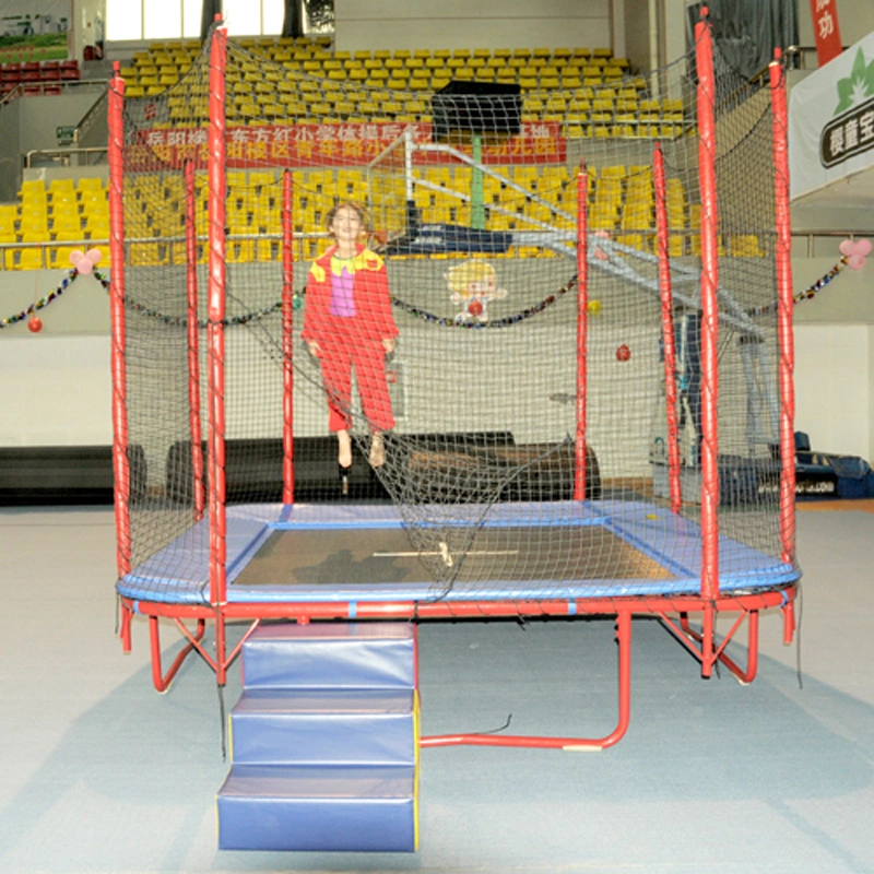 Trampolín profesional de la Plaza de los niños felices