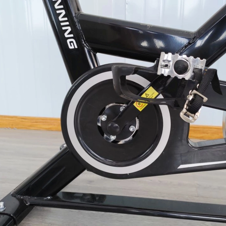 Body Fit Gym Fitness Indoor Mute Spin Bike for Adults