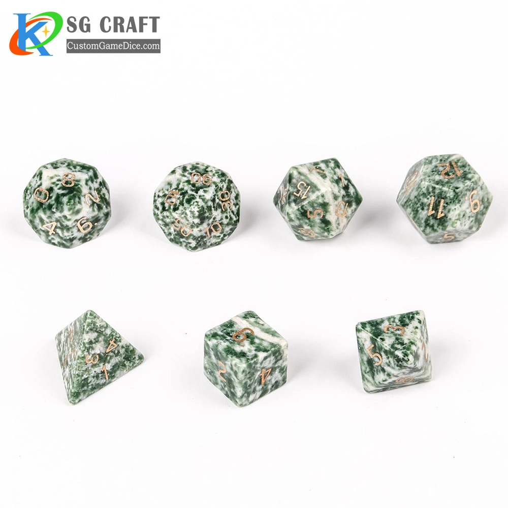 Großhandel/Lieferant niedriger Preis hohe Qualität Dungeon und Dragon 16mm Stein Custom Logo Rpg Geladen Brettspiele Multi-Color Würfel-Set