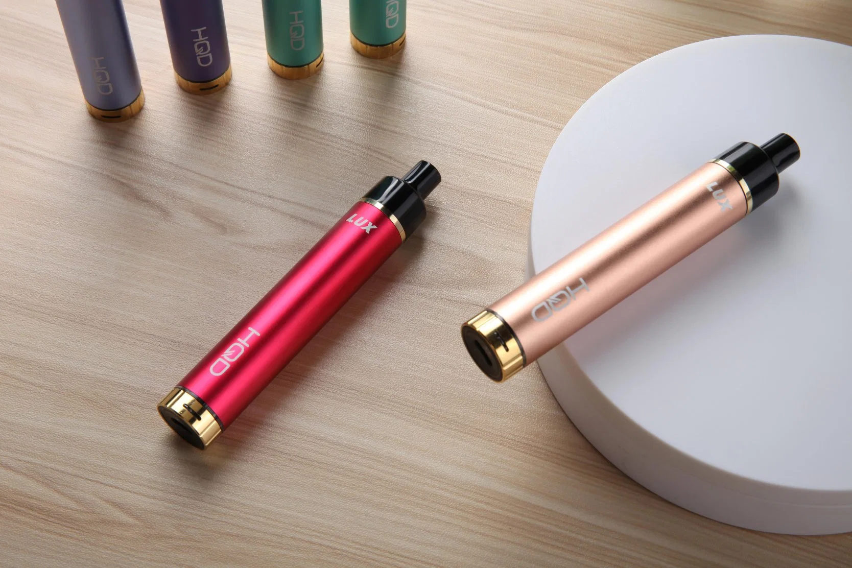 Hqd OEM Factory Price Lux 600/1500puffs Disposable/Chargeable Electronic Cigarette Wholesale/Supplier Disposable/Chargeable Vape