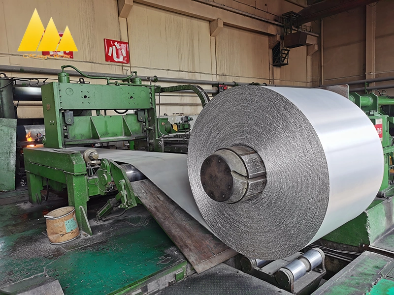 1000/3000/8000 Series de la bobina de aluminio gofrado Polysurlyn con barrera de humedad Fabricante para tanques de almacenamiento de la refinería