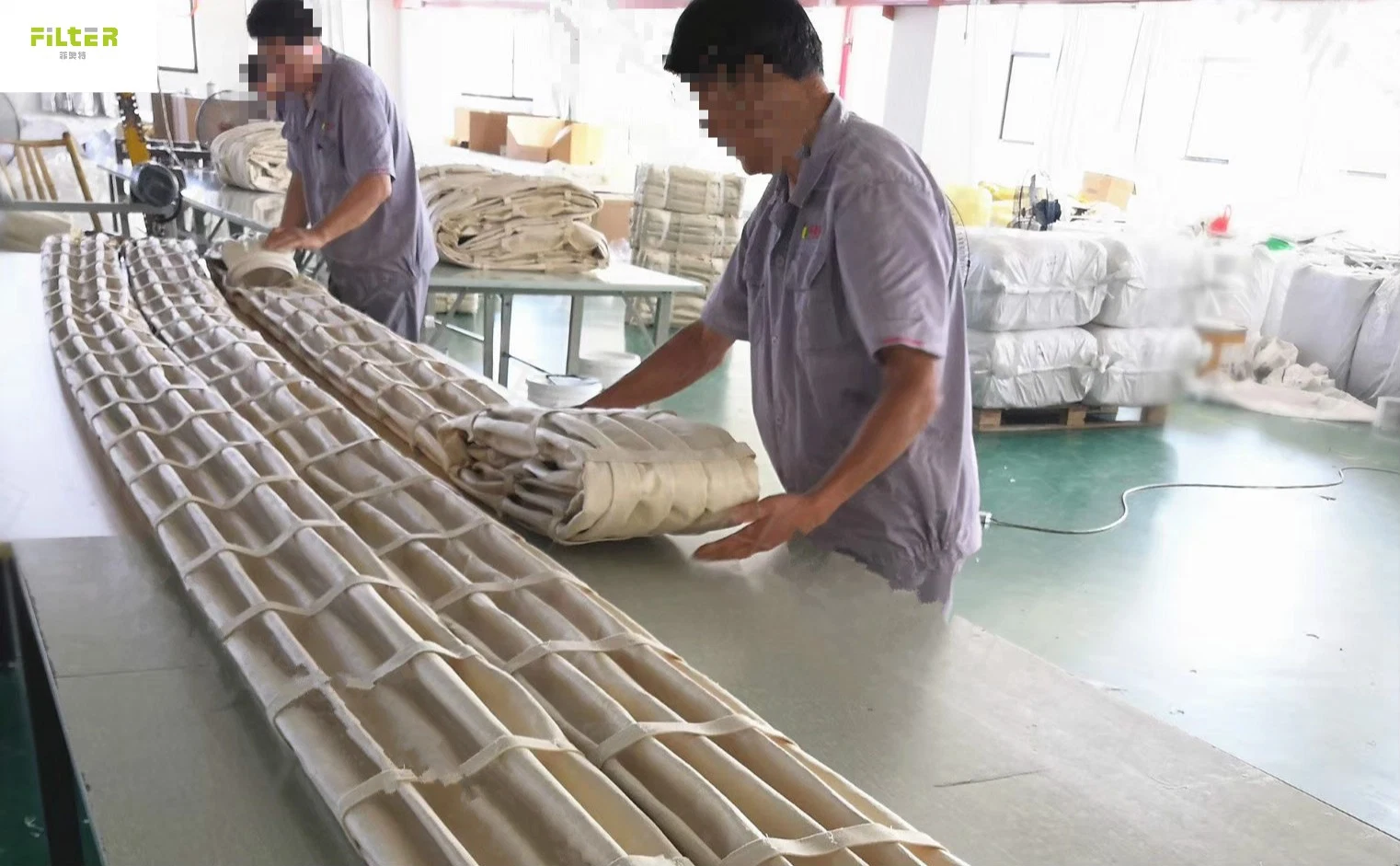 High Temperature Vertical Lifting Non-Woven PPS Filter Socks for Dust Filter