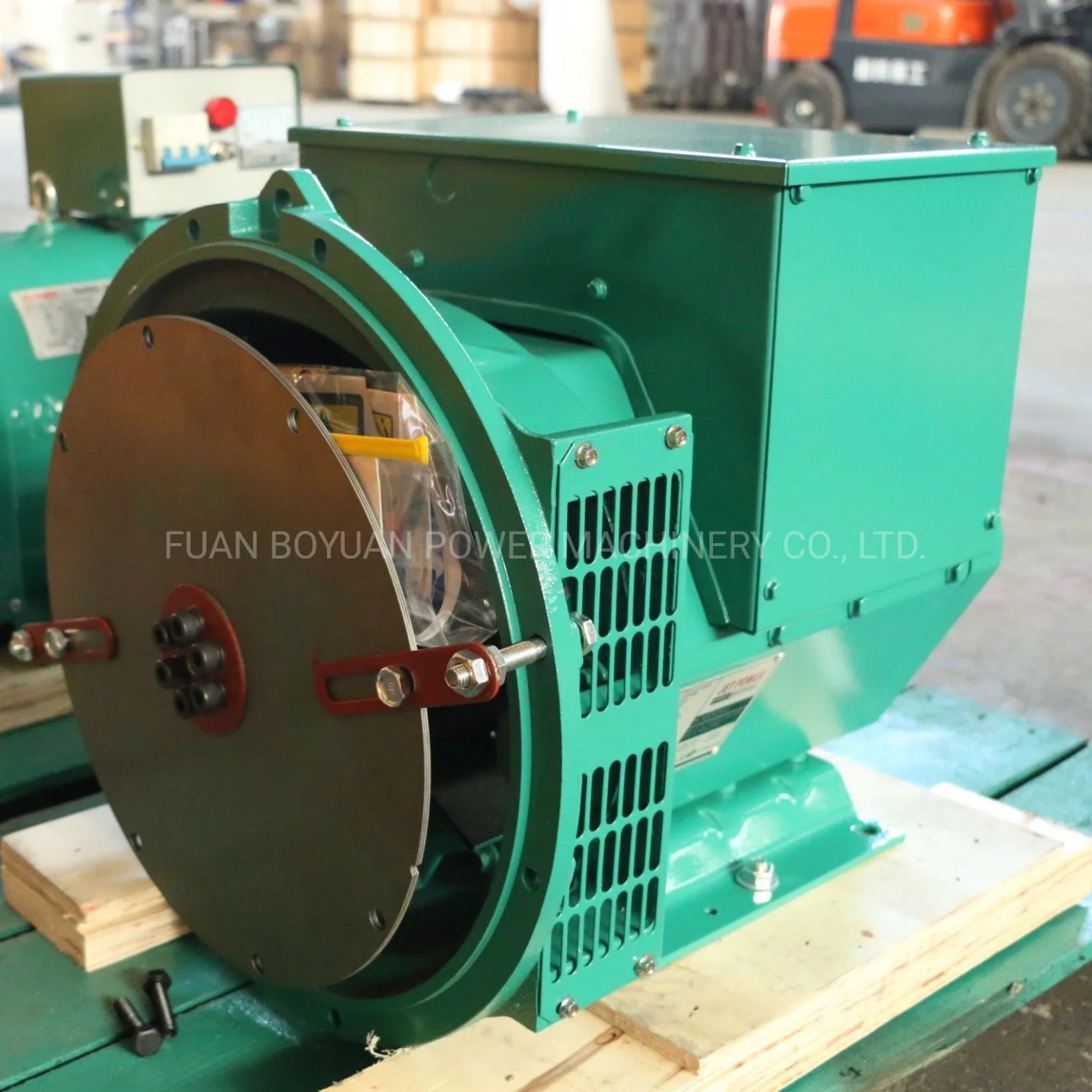 8.5kVA-2500kVA Copy Stamford Three Phase AC Brushless Alternator for Diesel Generator