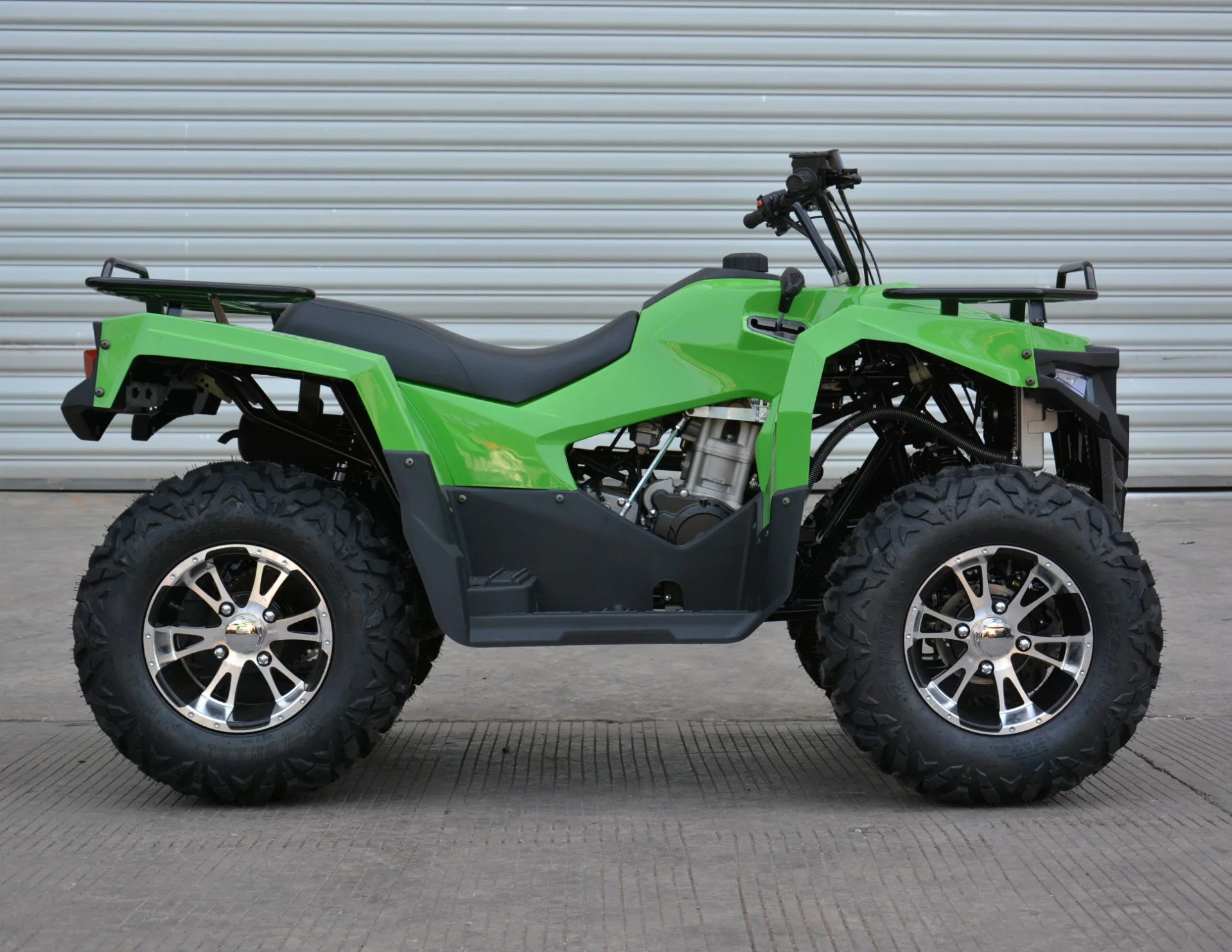 New Models 300cc Four Wheels for Adults 4WD Atvs 4X4 off Road Quads CVT Engine