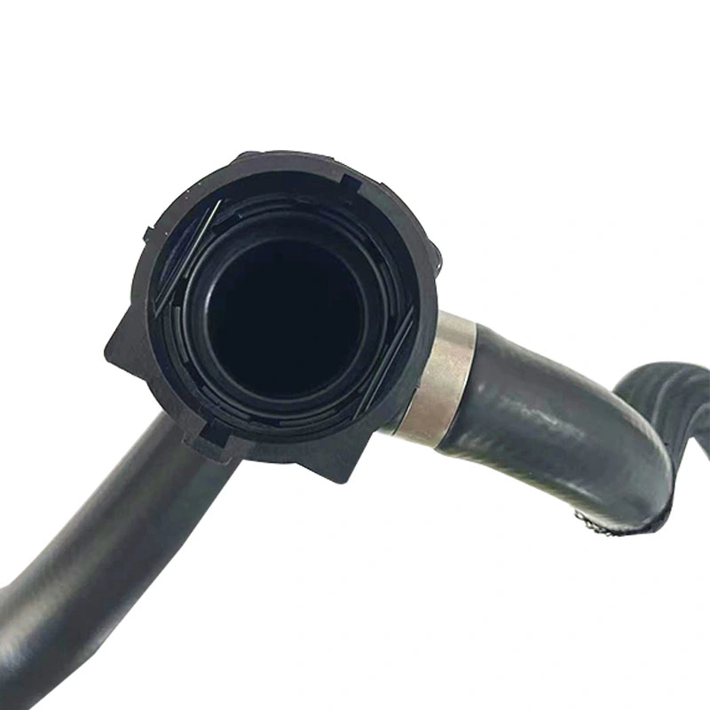 Auto Parts Lower Radiator Hose Pipe 17127586774 for BMW E84 X1 E89 E70 E71