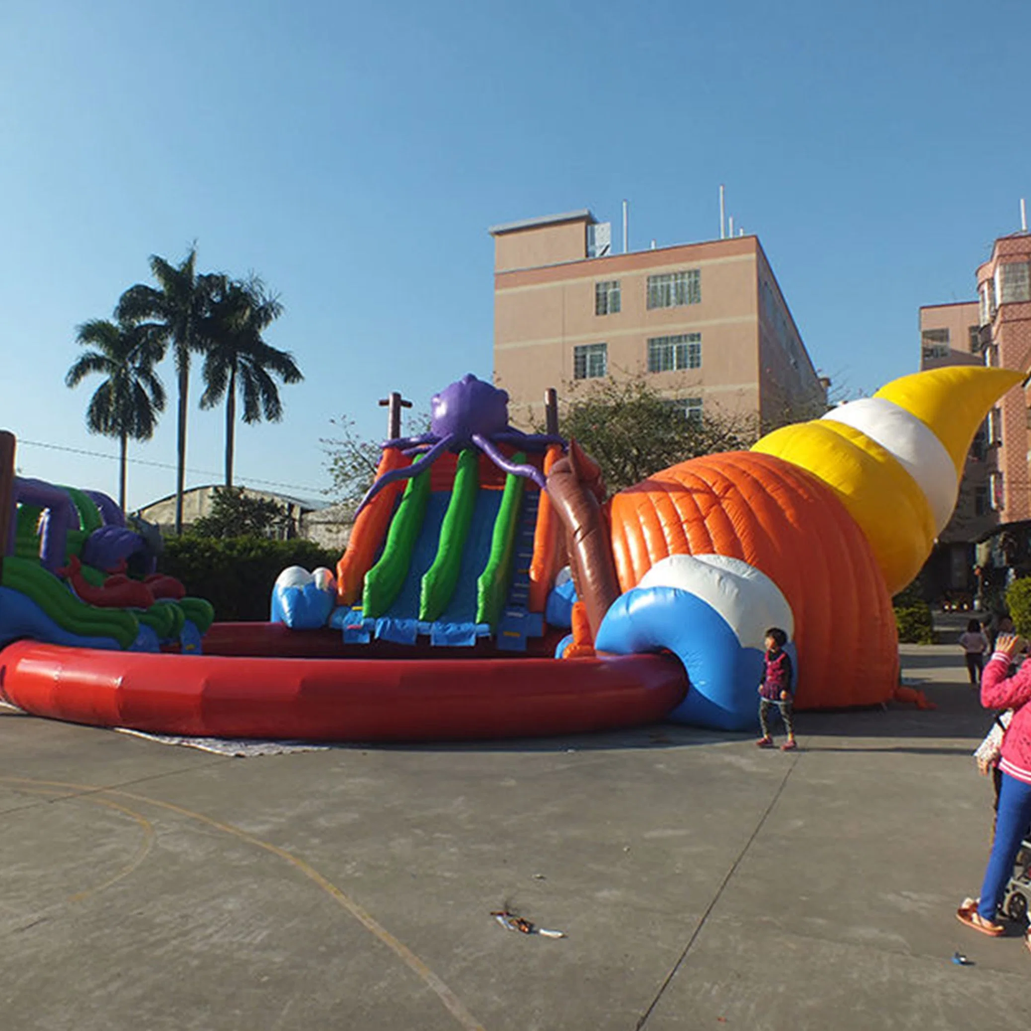 2024 Hot Attraction Outdoor Amusement Mobile Land Commercial Huge Inflatable Water Park for Children and Adults