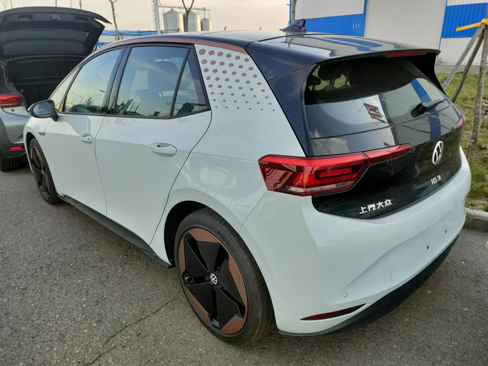 VW Electric Car 2022 ID3 Pure New Energy Vehicles Electrocar E Car ID. 3 Electric Cars Made in China Electric Vehicle Used E Auto