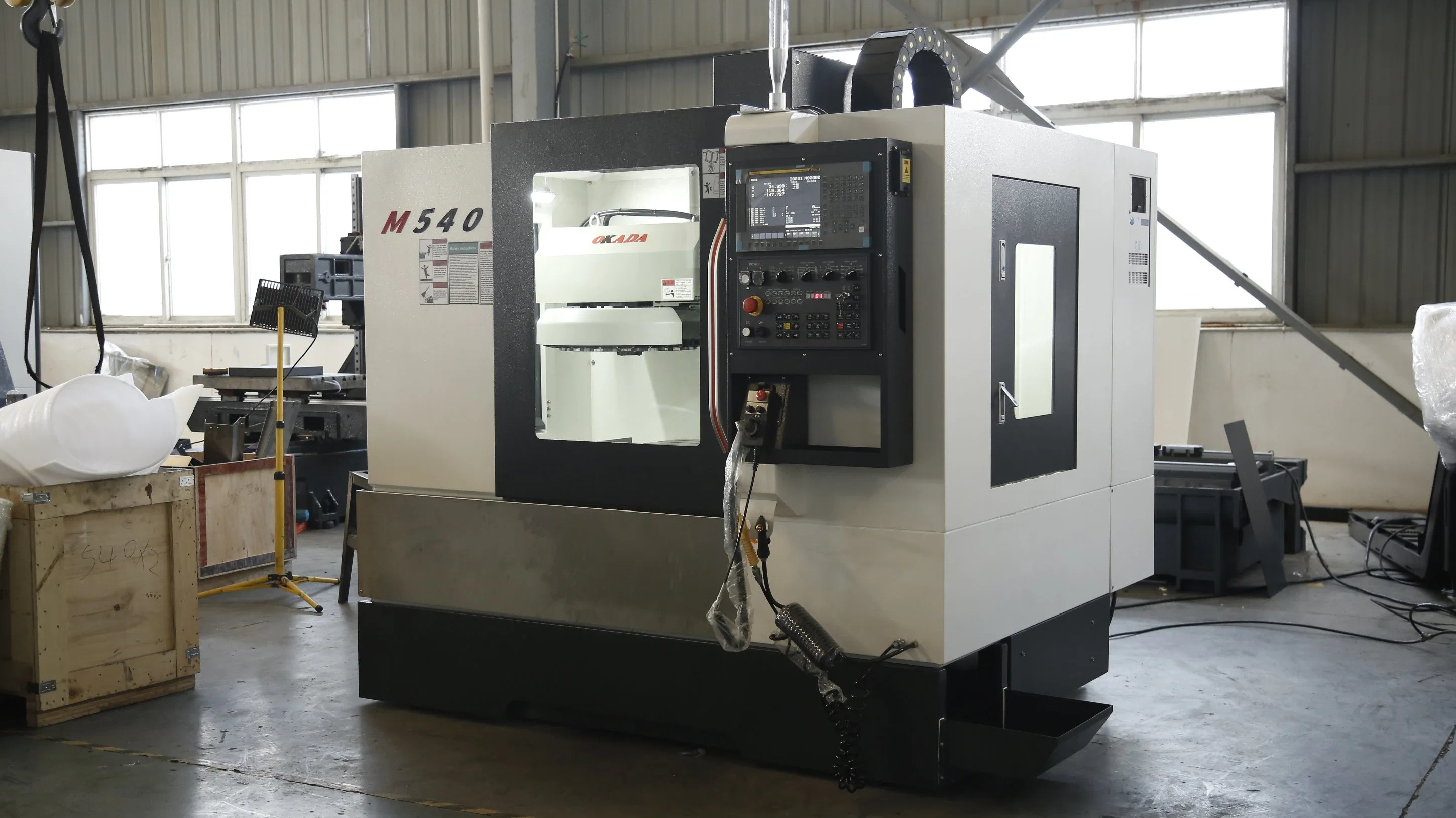 Vertical CNC Milling Machine Center /Cutting Machine /Boring Machine