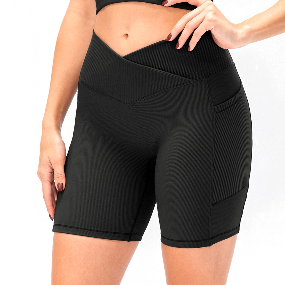 Custom Logo Compression Ribbed Sportswear Yoga Athletic Shorts with Side Pockets, Wholesale/Supplier 8 Colors Stylish V Shape Waist Gym Outfits Biker Shorts for Women