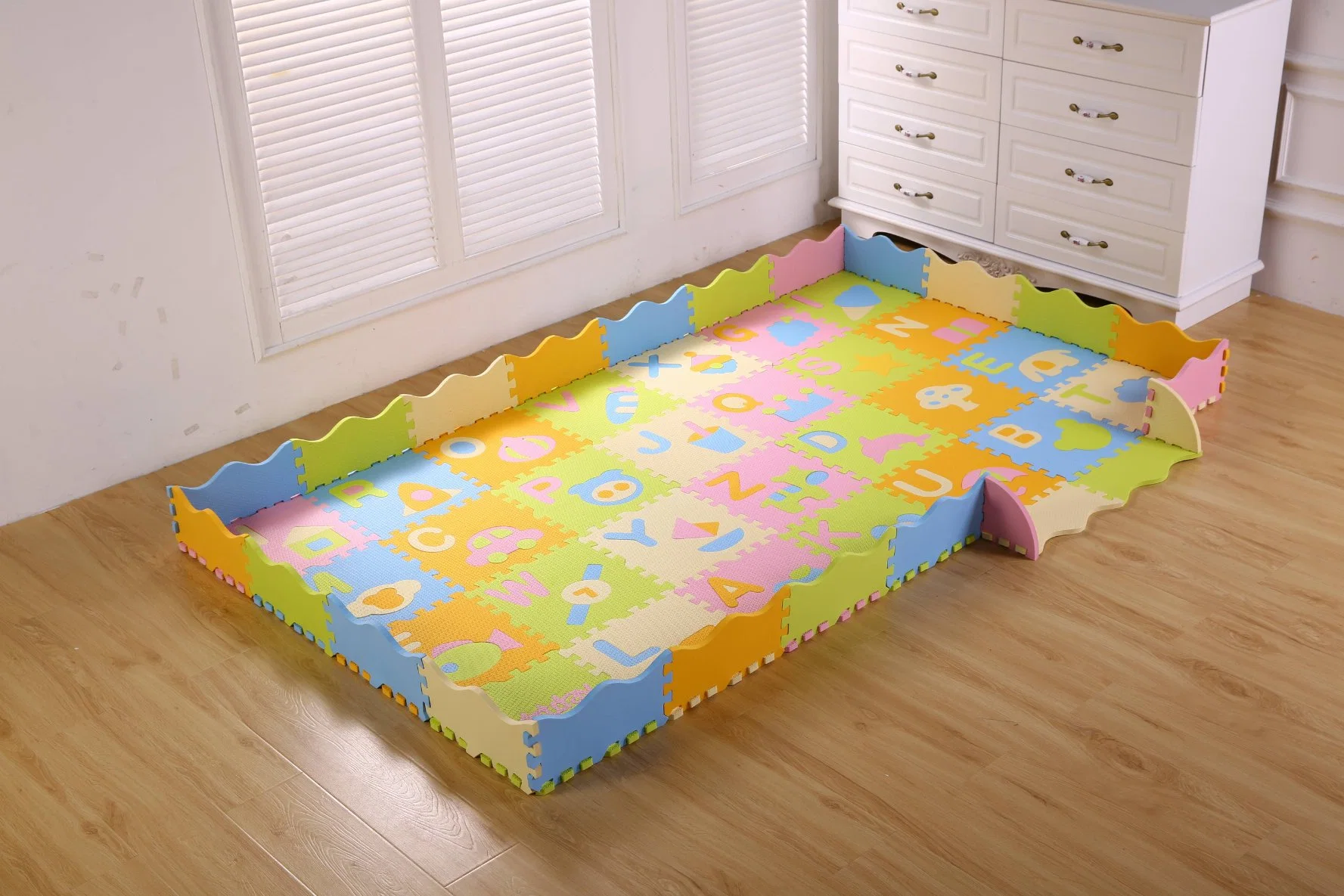 Factory Price Sansd Folding Carton 60*60cm PVC Card Material Polycarbonate Sheet Baby Play Mat