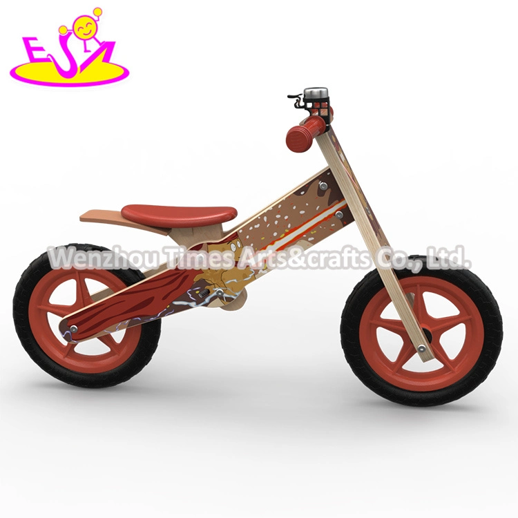 Vélo à peluche en bois rouge au design original pour enfants W16c265