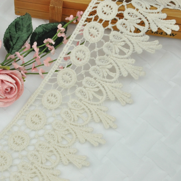 Fashion Cotton Embroidery Lace Trimming for Garments