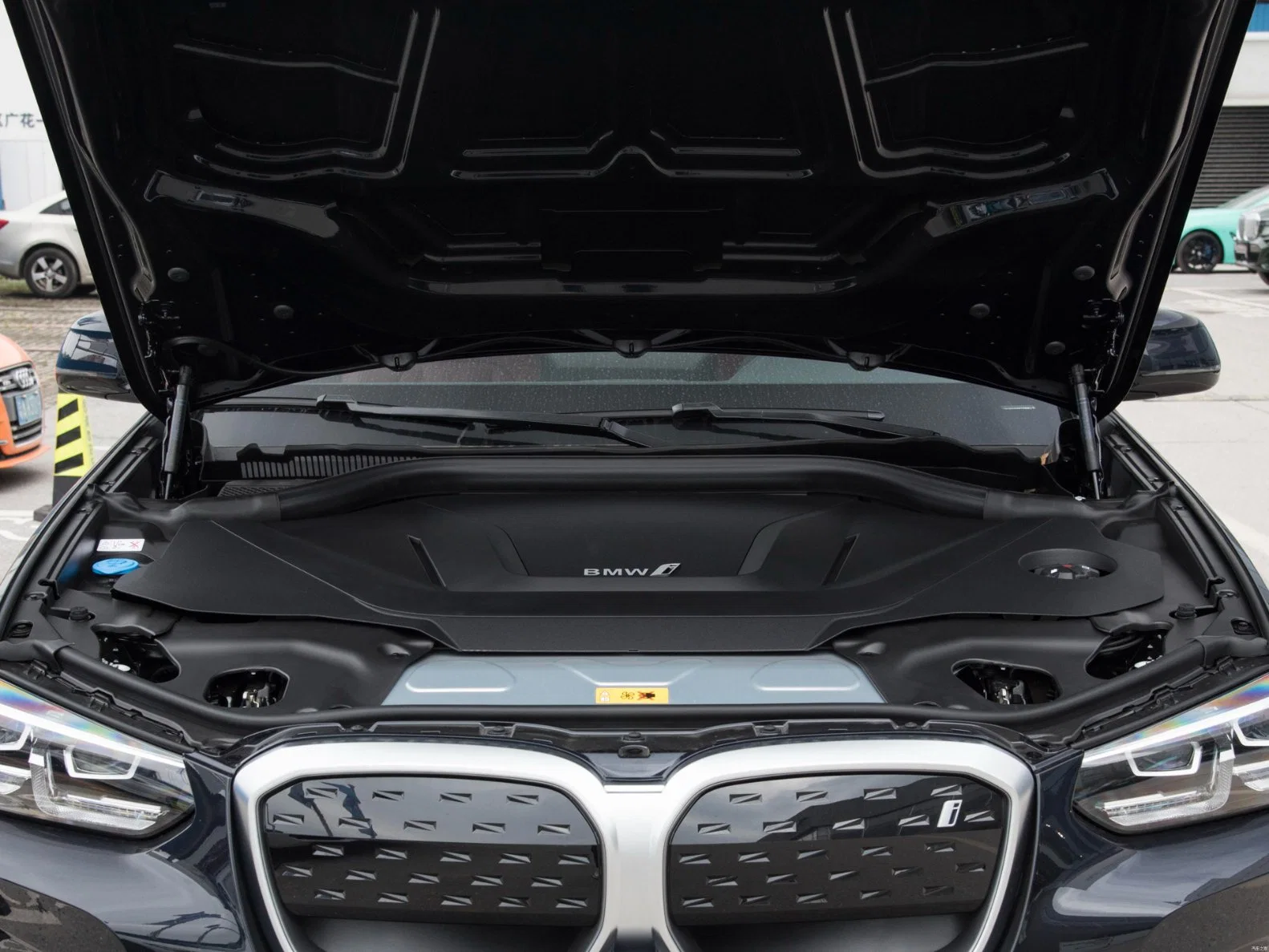 BMW IX3 de segunda mano puro eléctrico de lujo SUV coche eléctrico