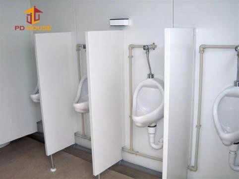 China Prefabricated Design Outdoor Portable Mobile Plastic Toilets