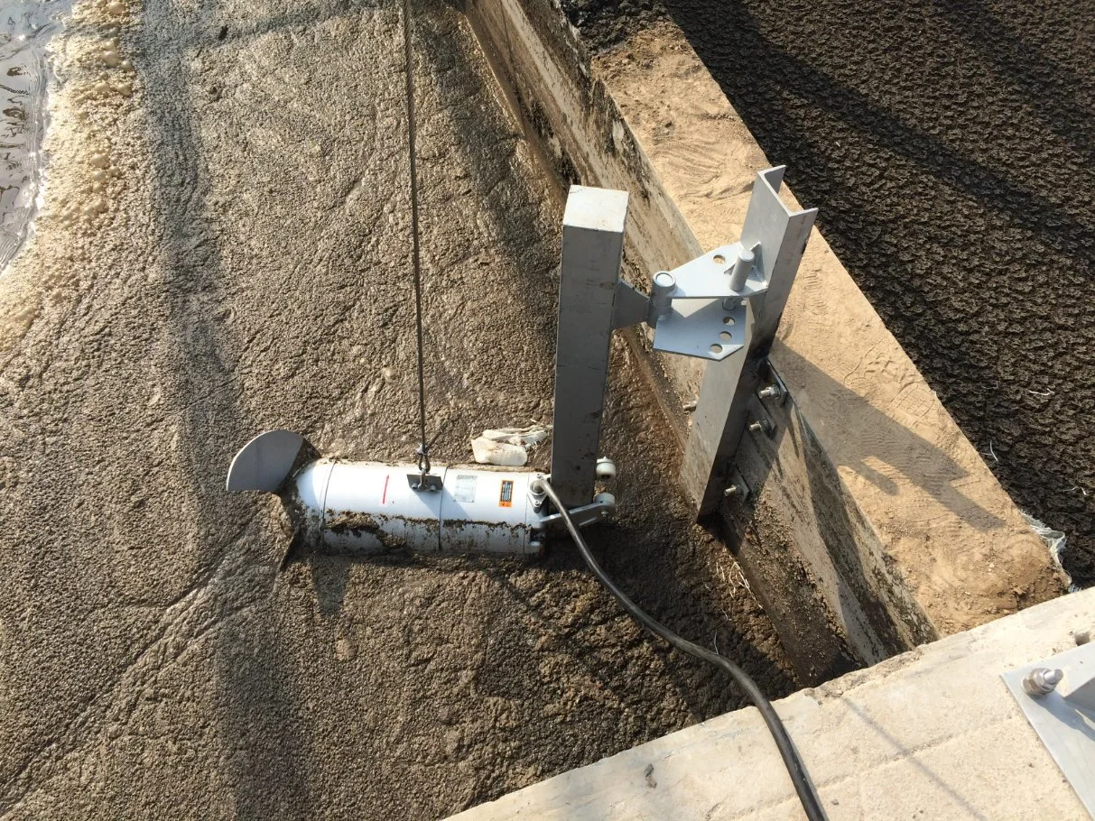 pour la cuve de nitrification et la cuve de dénitrification, installation facile du mélangeur à turbine verticale