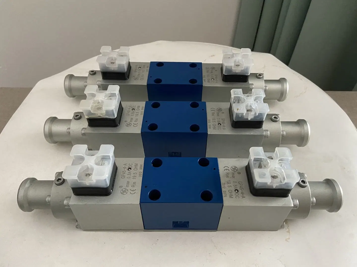 Sed,We,Wh,Wmm,Z2fs,Frm,dB,4wra,4wre,4wrke,Fre,Dbe,Dre,4wrp,4wrl,4wrle ,4wrte 4wrph Solenoid Valve/Hydraulic Valve/Ball Valve/Directional Valve/Control Valve