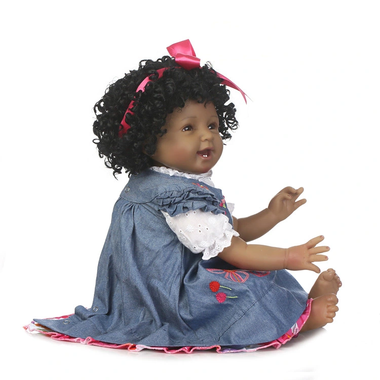 prix d'usine Top ventes Vinyi Reborn poupées en silicone souple de 22 pouces African American Fashion noir Baby Doll pour Fille Doll fabricant de la Chine