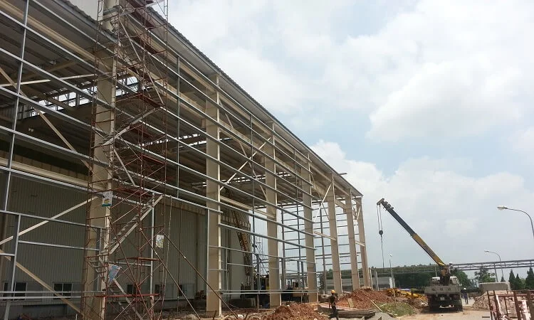 El bastidor de acero de la luz de la estructura de acero el estadio de la Oficina de la construcción de supermercados