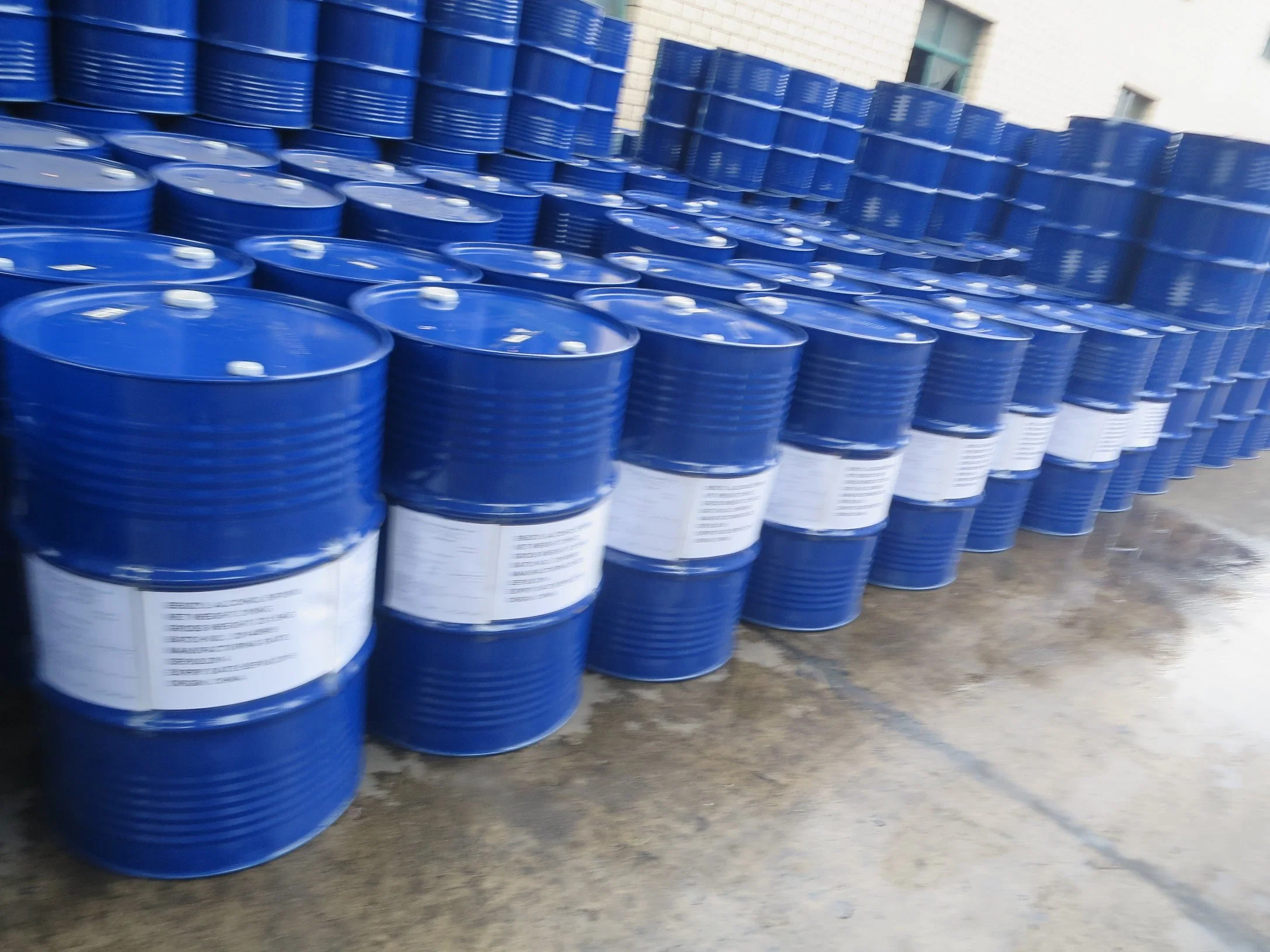 We Have Competitive Price Bpf Epoxy Resin with Low Viscosity and High Levelling Properties 170, Used in Building and Electronic Insulation Materials