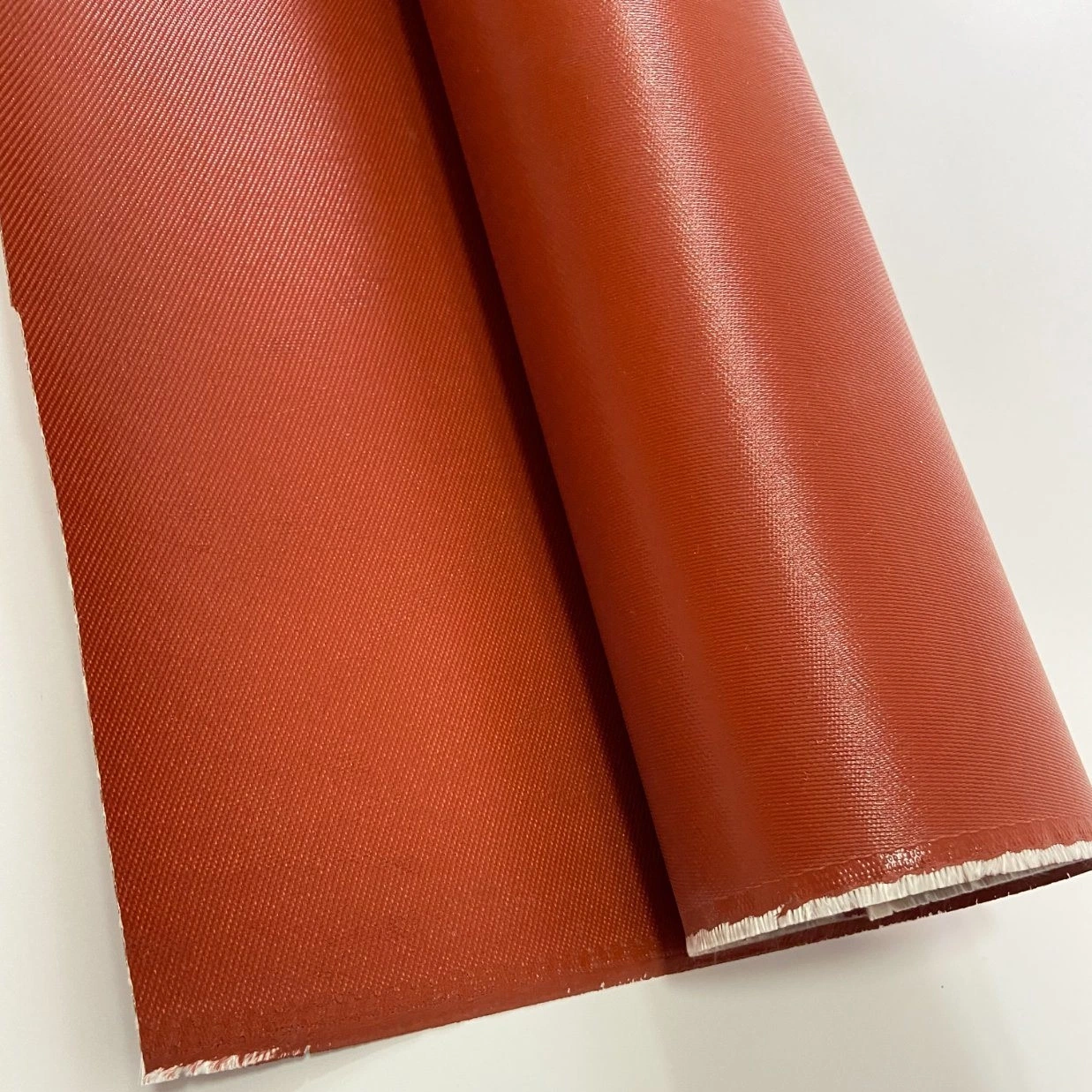 Heat Proof Thermal Insulation Satin Woven Silica Fabric 1.4mm 1400g 41oz Both Sides Silicone Rubber Coated High Silica Fabric for Heat Shields