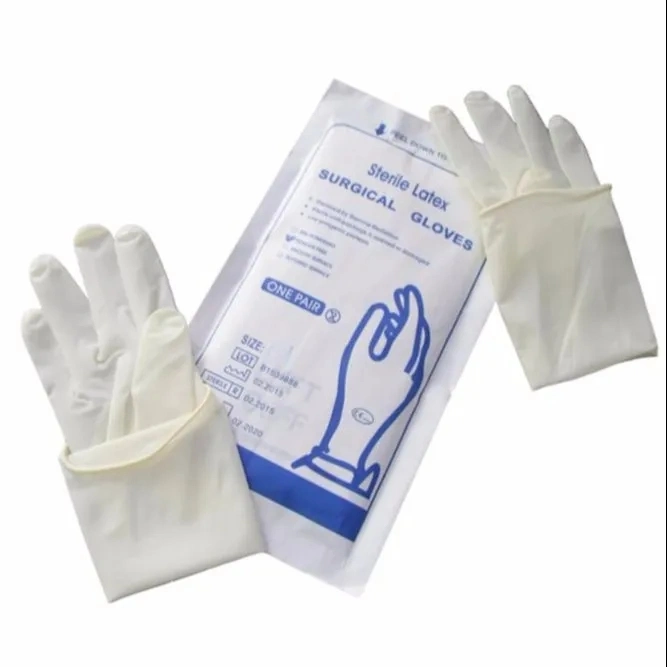 Gants chirurgicaux en latex stériles avec poudre et sans poudre, stérilisés à l'oxyde d'éthylène et par rayonnement gamma.