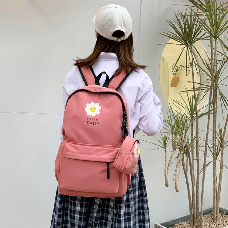 Wholesale/Supplier Fashion Backpack Print Small Daisy Rucksack Large Capacity High School Bag