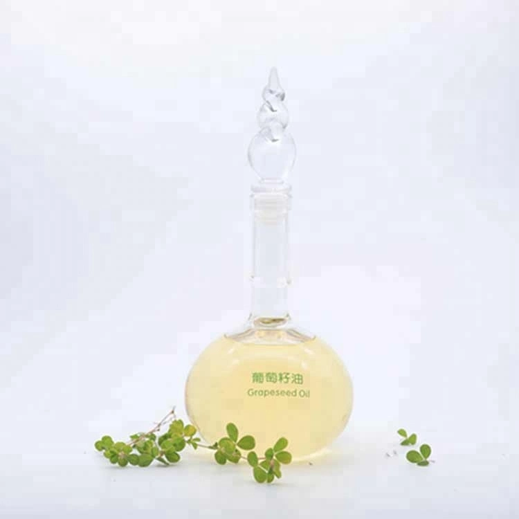 Grape Seed Oil Bulk in Carrier Oil High quality/High cost performance  100% Pure Essential Oil Seed Extract for Cosmetics