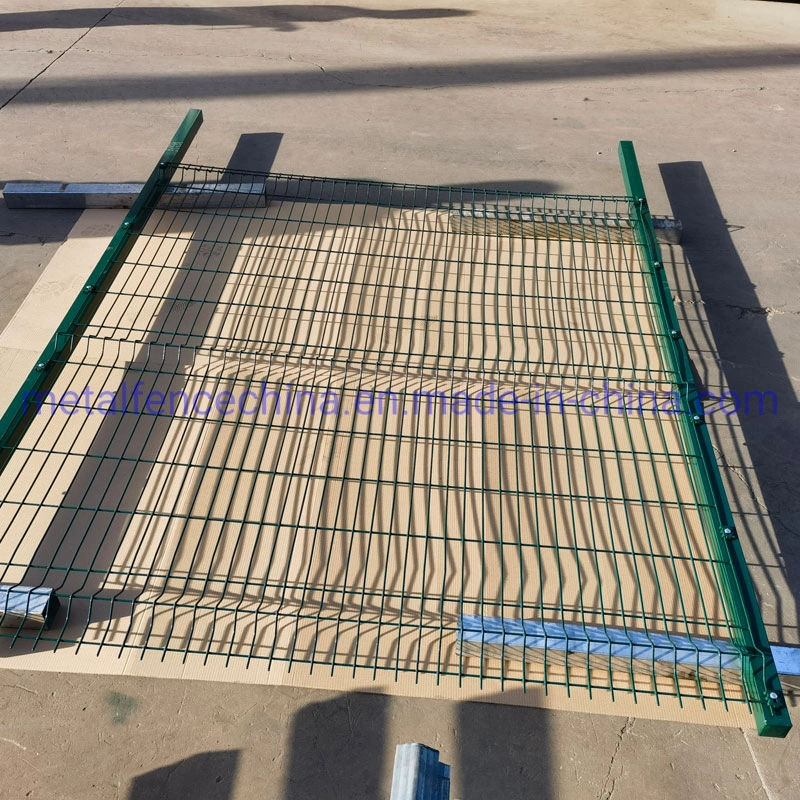 Wholesale/Supplier 3D Welded V Mesh Wire Safety Fence Panels for Solar Farm