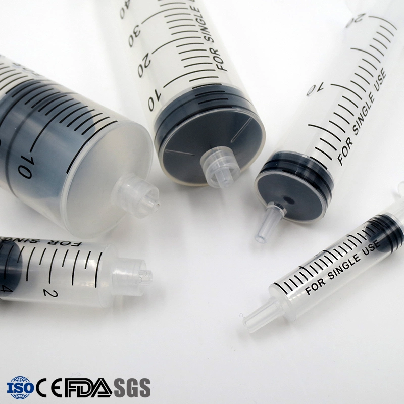 Three or Two Part Disposable Medical Plastic Syringe with Needle