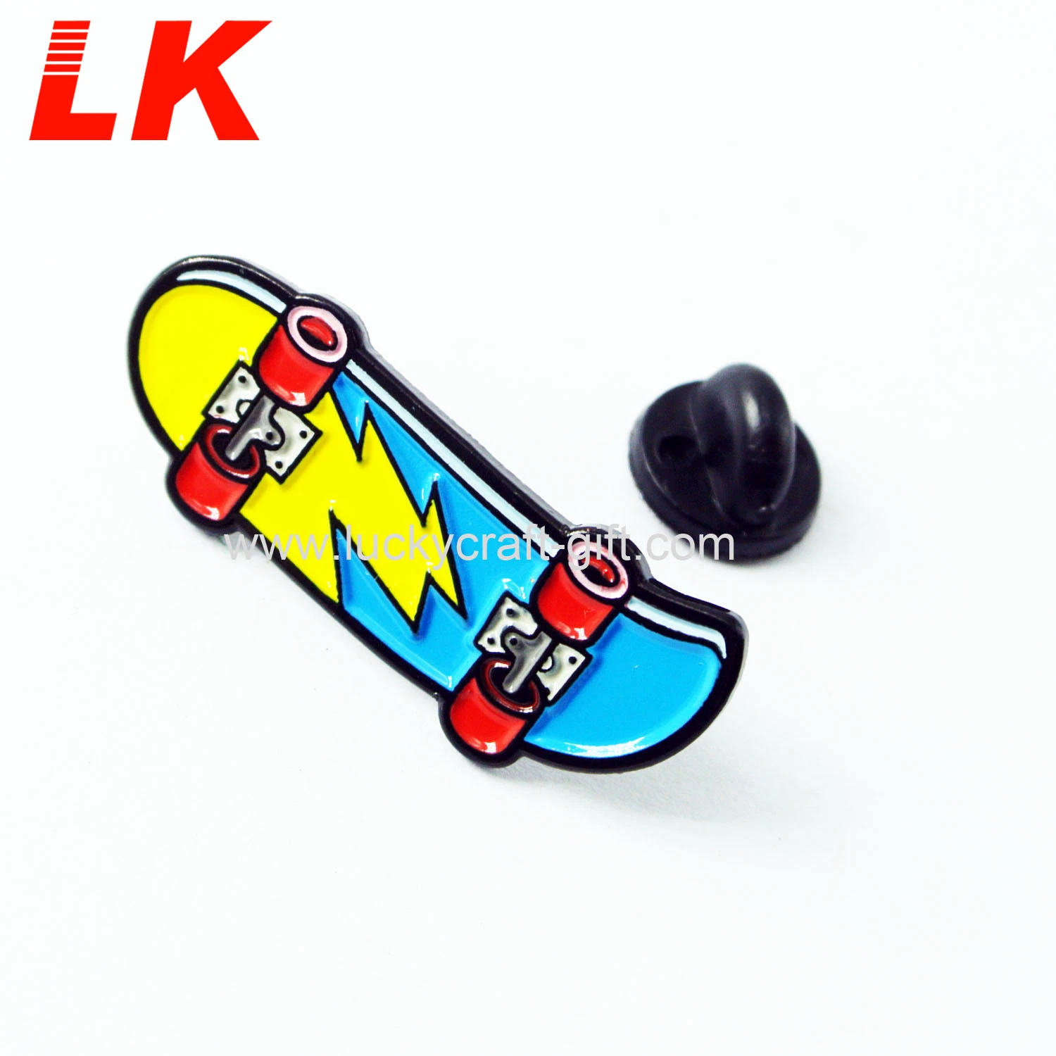 Custom Metal Sport Scooter Enamel Metal Badge Lapel Pin Metal Crafts