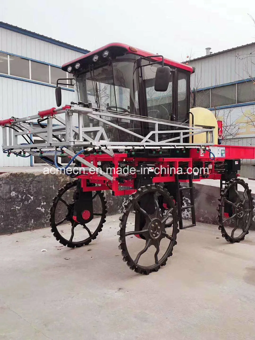 Self- Propelled Sprayer Machine Large Agricultural Tractor Boom Sprayer for Corn