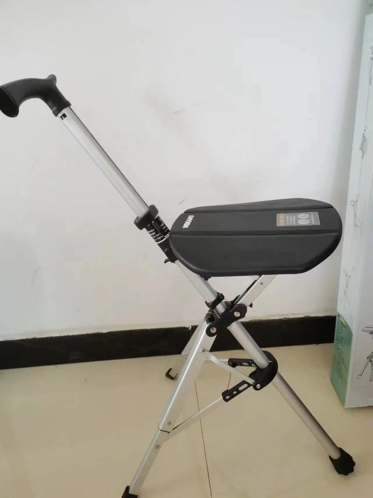 Hot Selling Multifunctional Portable Three-Legged Crutch Stool