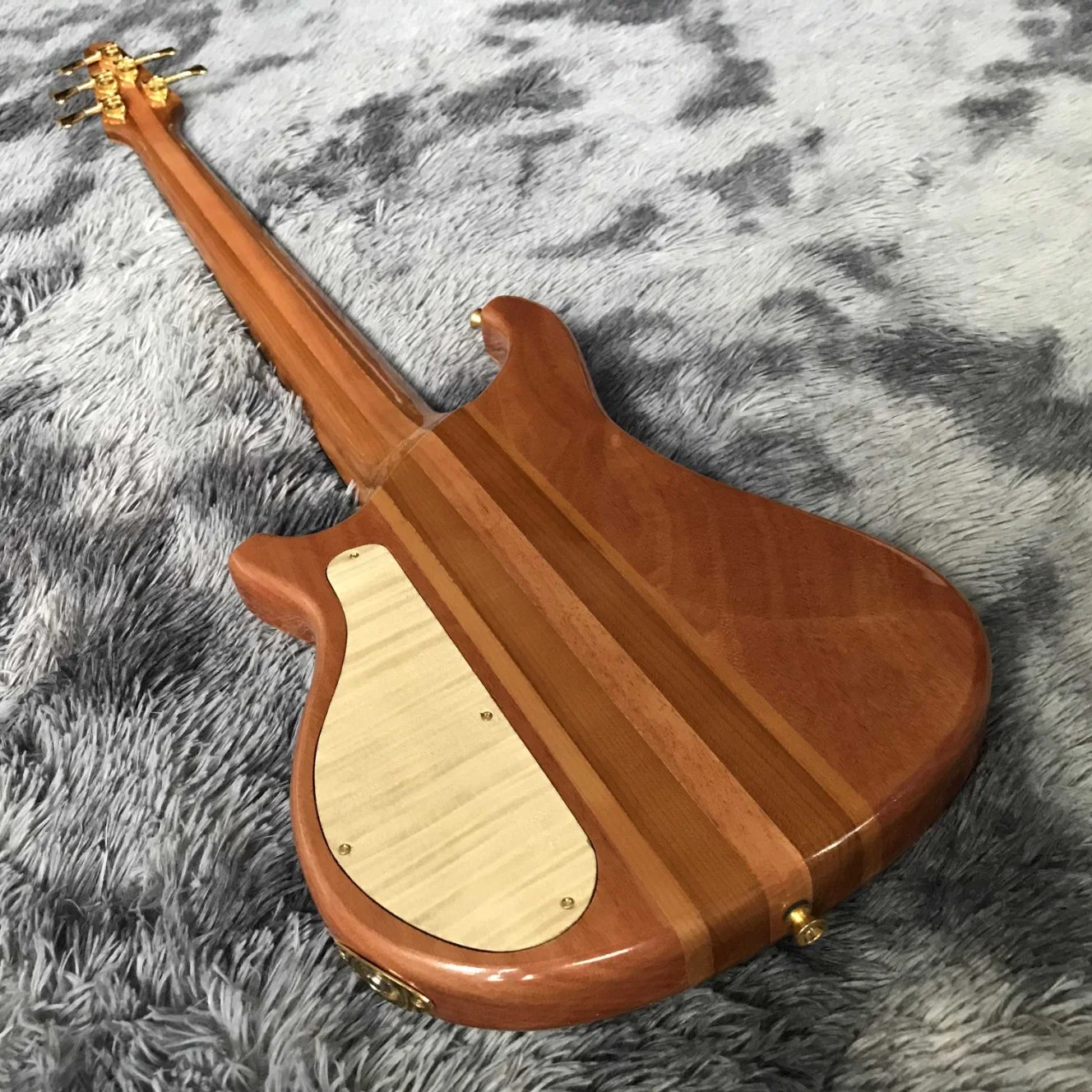 Custom 5 Strings Ash Wood Electric Bass Neck Though Body