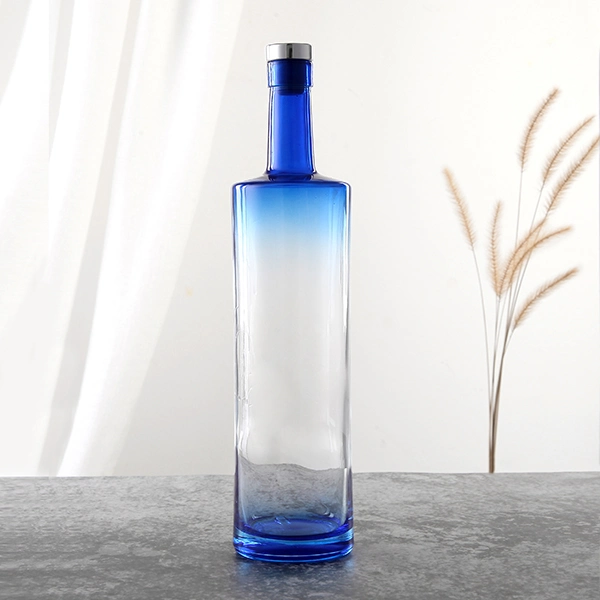 Großhandel/Lieferant 700ml/750ml/1L/1,75L/3L Leere Feuerstein Flasche Verpackung, Frost Glasflaschen für Gin Flasche, Vokda Flasche, Tequila Flasche Ideal